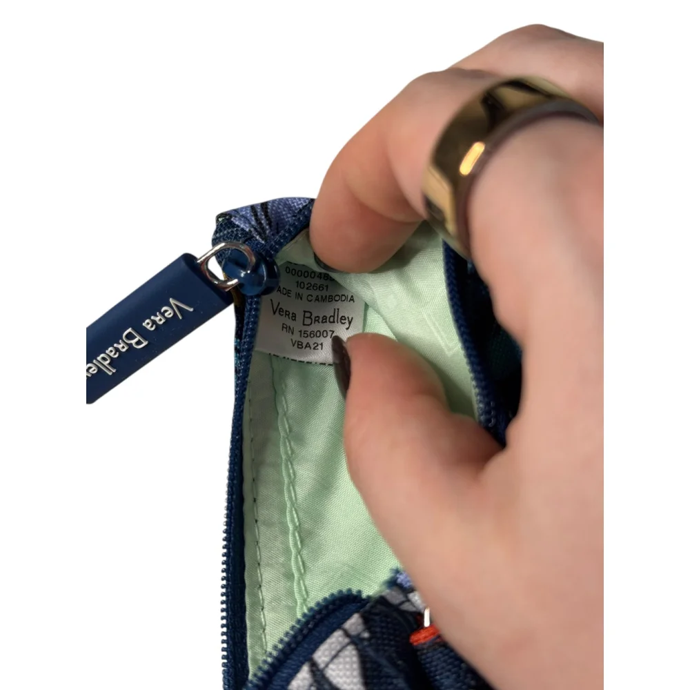 Vera Bradley ID Key Fob Change Purse and Lanyard in Cotton Floral Bursts - Picture 5 of 9